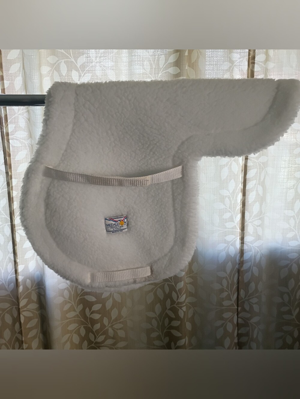 21" Toklat Medallion Super Quilt Contour Pad – Show Ring Condition
